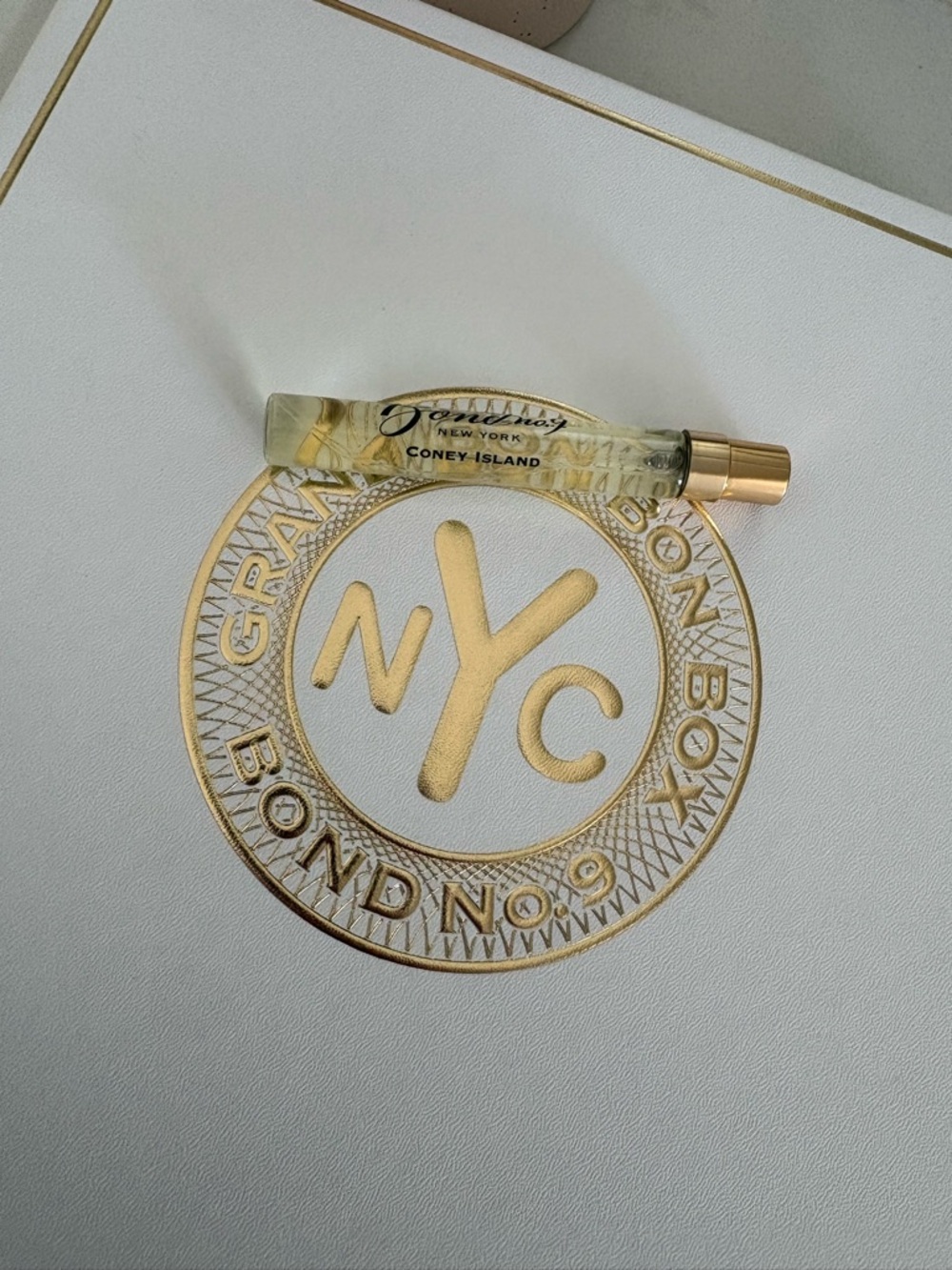 Bond No. 9 New York Coney Island spray- White and Gold